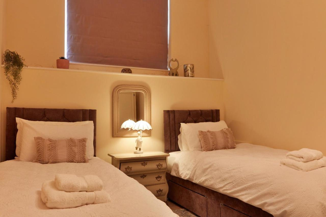 Finest Retreats - Olde Englishe Flat 10 Matlock  Bagian luar foto